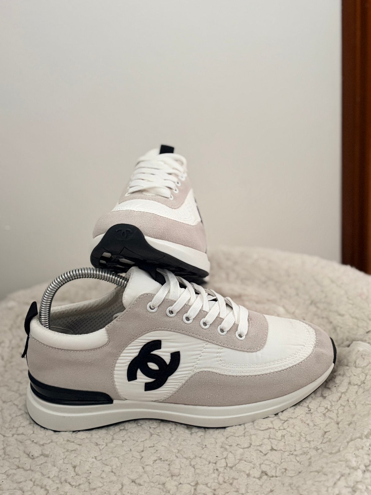 Chanel schoenen te kopp maatje 39, Vêtements | Femmes, Enlèvement, Comme neuf