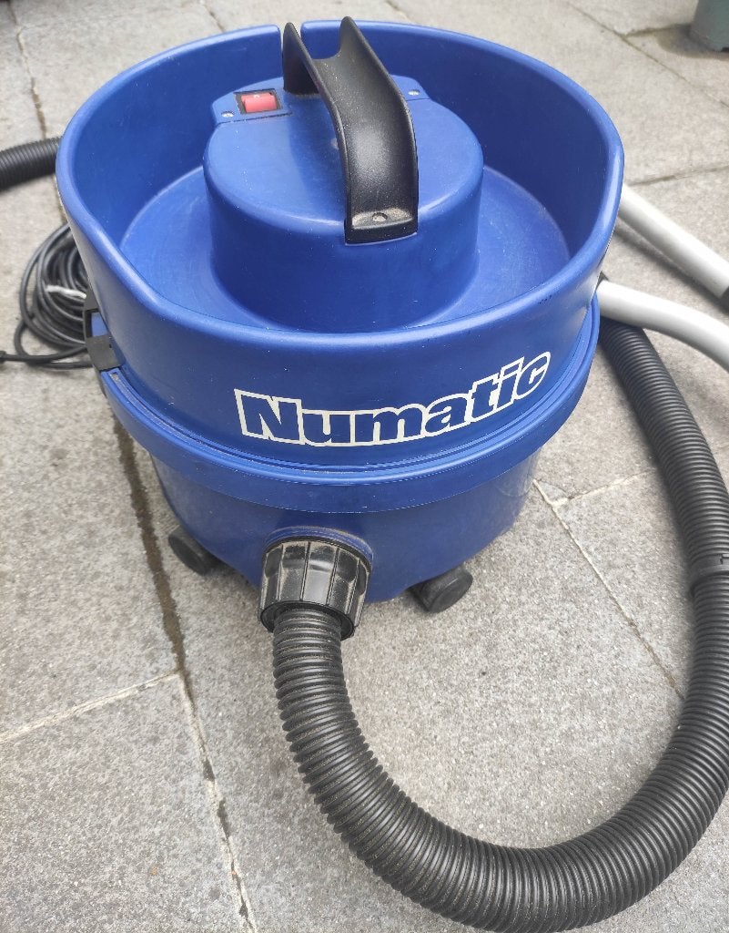 Numatic NVH 180-1 stofzuiger – 1100W max., Elektronische apparatuur, Stofzuigers, Inclusief accessoires, Gebruikt, Numatic, Overige typen