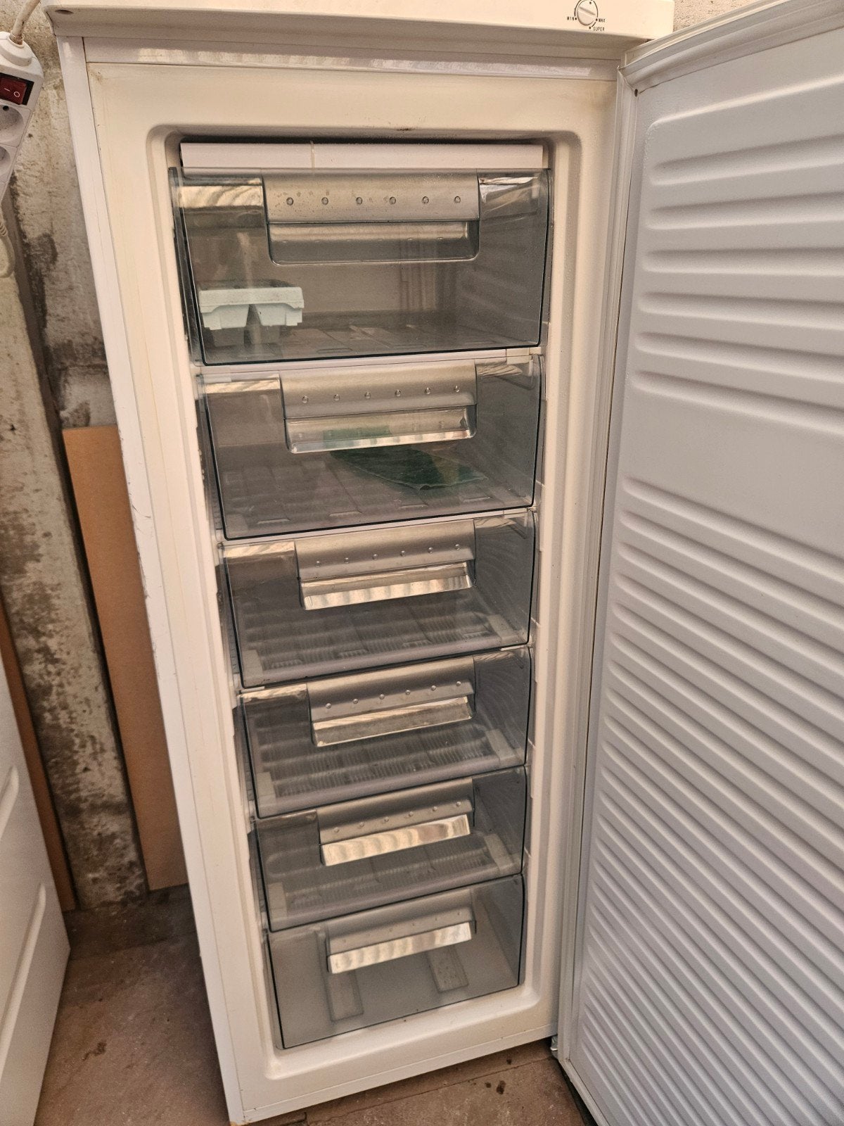 diepvriezer FRIAC, Minder dan 60 cm, Zo goed als nieuw, 140 tot 160 cm, Vrijstaand