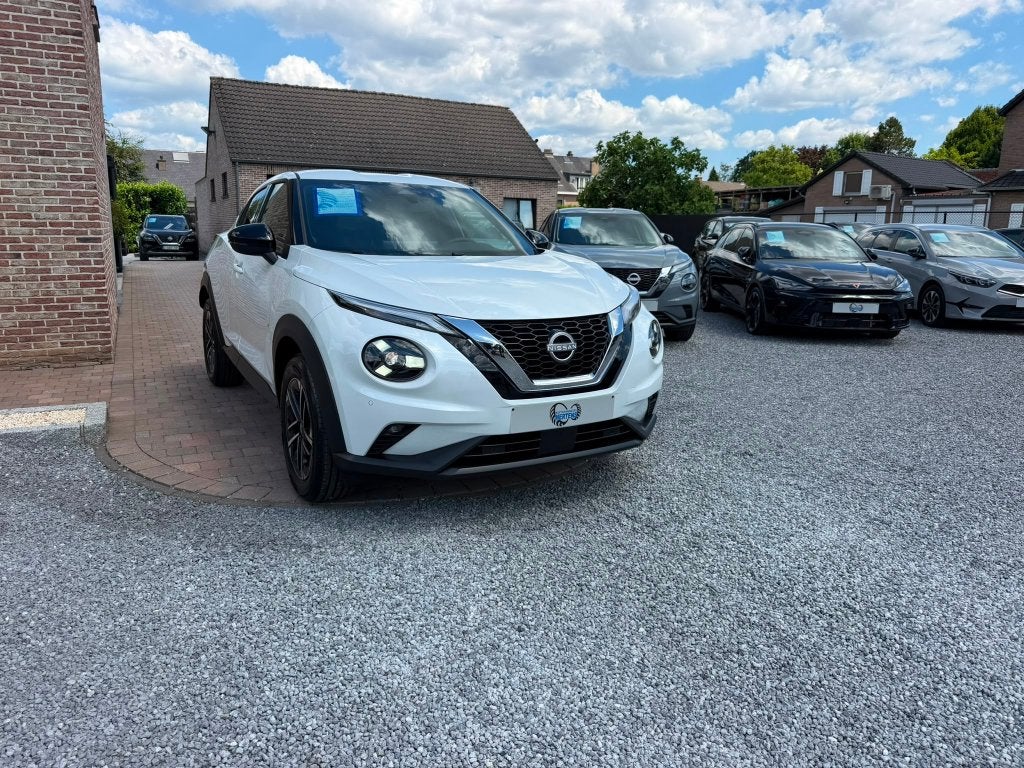 Nissan Juke 1.0 DIG-T 114PK DCT N-Connecta + COLD/PACK + GPS, Auto's, Nissan, Automaat, Leder en Stof, Wit, Bedrijf