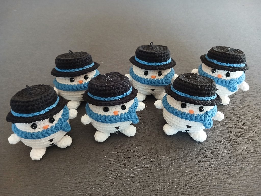 Kerstdecoratie - gehaakte sneeuwmannetjes, Verzenden