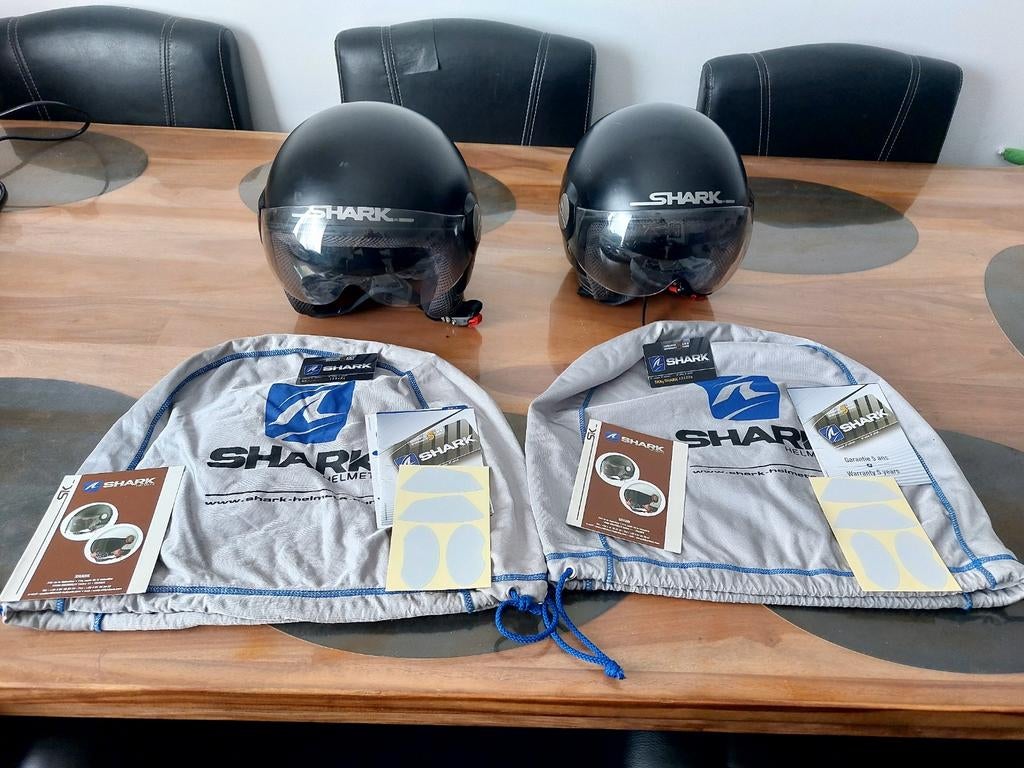 2 casques moto SHARK SK Easy Mate Black Taille L & S, Enlèvement, Utilisé, Large, Shark