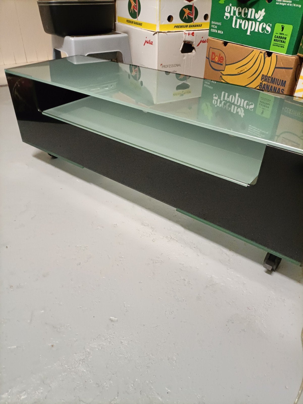 Tv meubel design model uit glas met verlichting,25€, Huis en Inrichting, Ophalen, Gebruikt, Glas