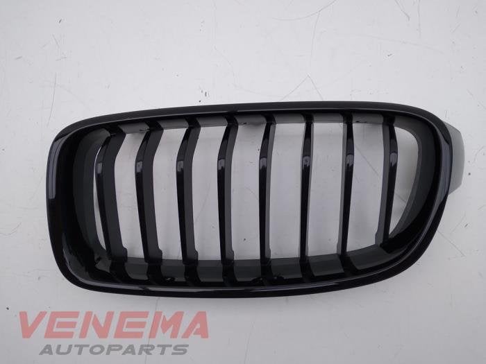 Calandre d'un BMW 3-Serie (NVT), -, 3 mois de garantie, Utilisé, -
