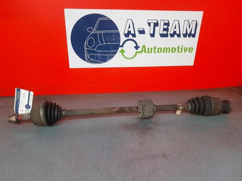 AANDRIJFAS RECHTS VOOR Fiat Punto II (188) (01-1999/03-2012), Gebruikt, Fiat