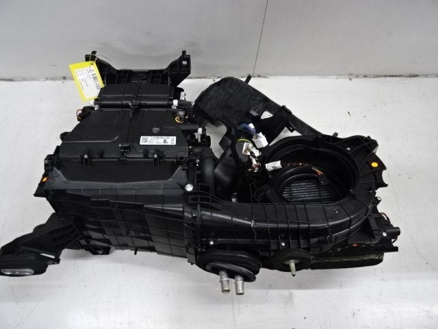 KACHELRADIATEUR Jaguar F-Pace (01-2015/-) (GX63-19B555-BF), Gebruikt, Jaguar