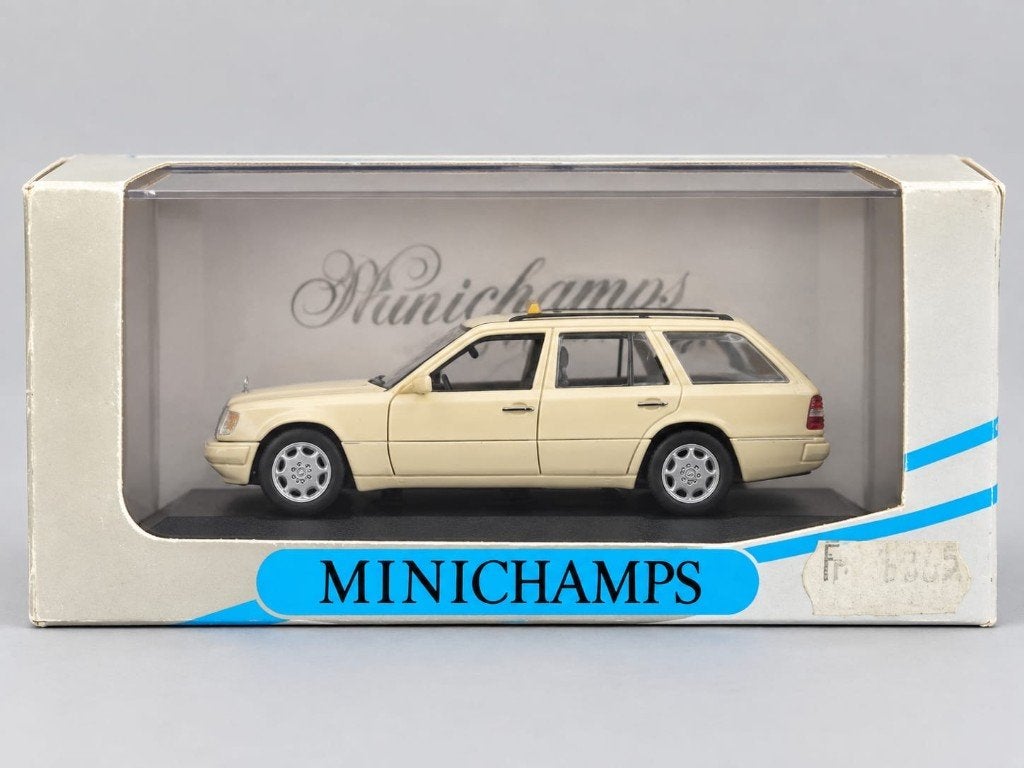 Minichamps Mercedes Classe E Break Taxi 1994 1:43 —430033596, Enlèvement ou Envoi, Utilisé, Voiture, MiniChamps