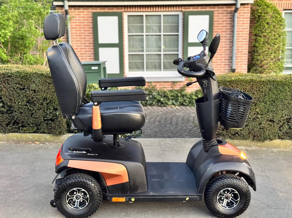 Invacare comet pro Scootmobiel prachtig Invalide Rolwagen, Diversen, Ophalen of Verzenden, Inklapbaar, Zo goed als nieuw, Elektrische rolstoel
