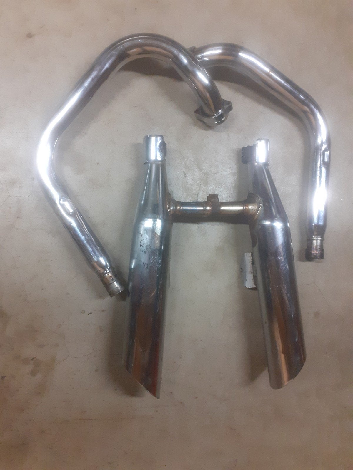 Complete en originele uitlaat + demper Suzuki Intruder VS, Ophalen, Gebruikt