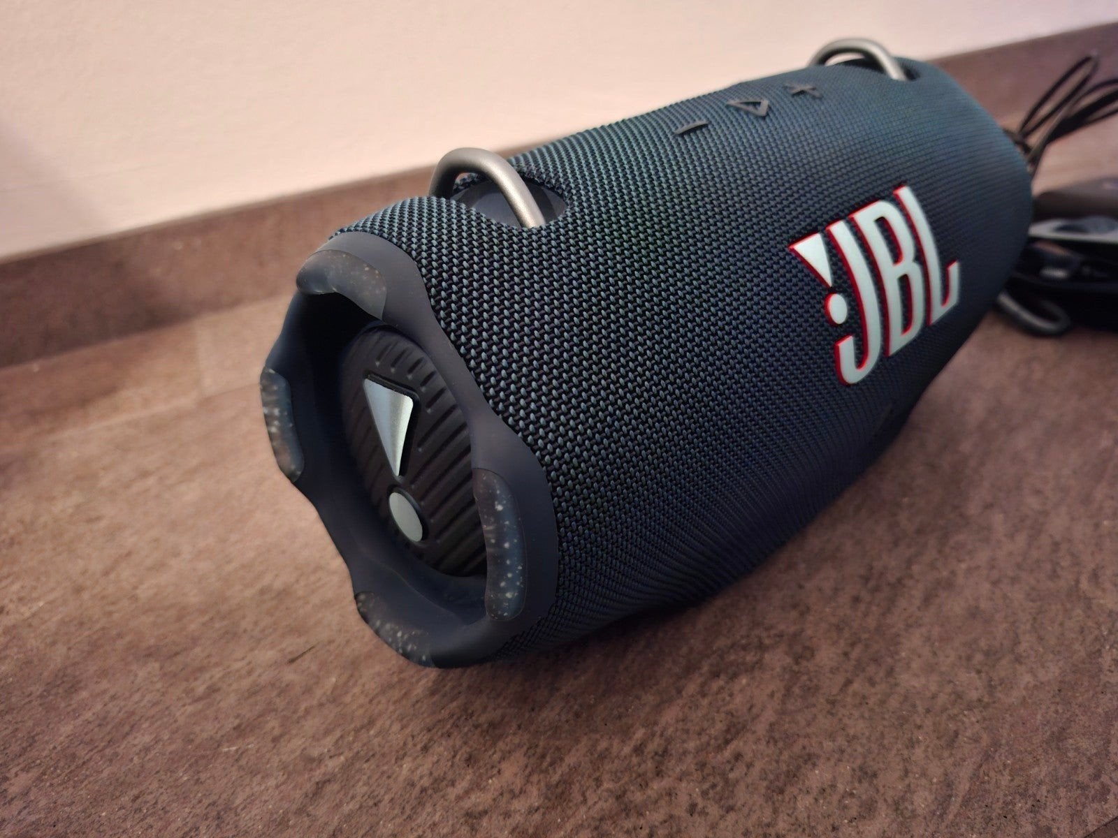Blauwe jbl xtreme 4 incl. Draagband als nieuw (2 st.), TV, Hi-fi & Vidéo, Enceintes, Enlèvement, JBL