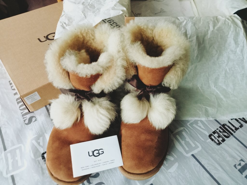 UGG W Gita W/CHE maat EU-38, Kleding | Dames, Ophalen, Overige kleuren, Snowboots, Gedragen