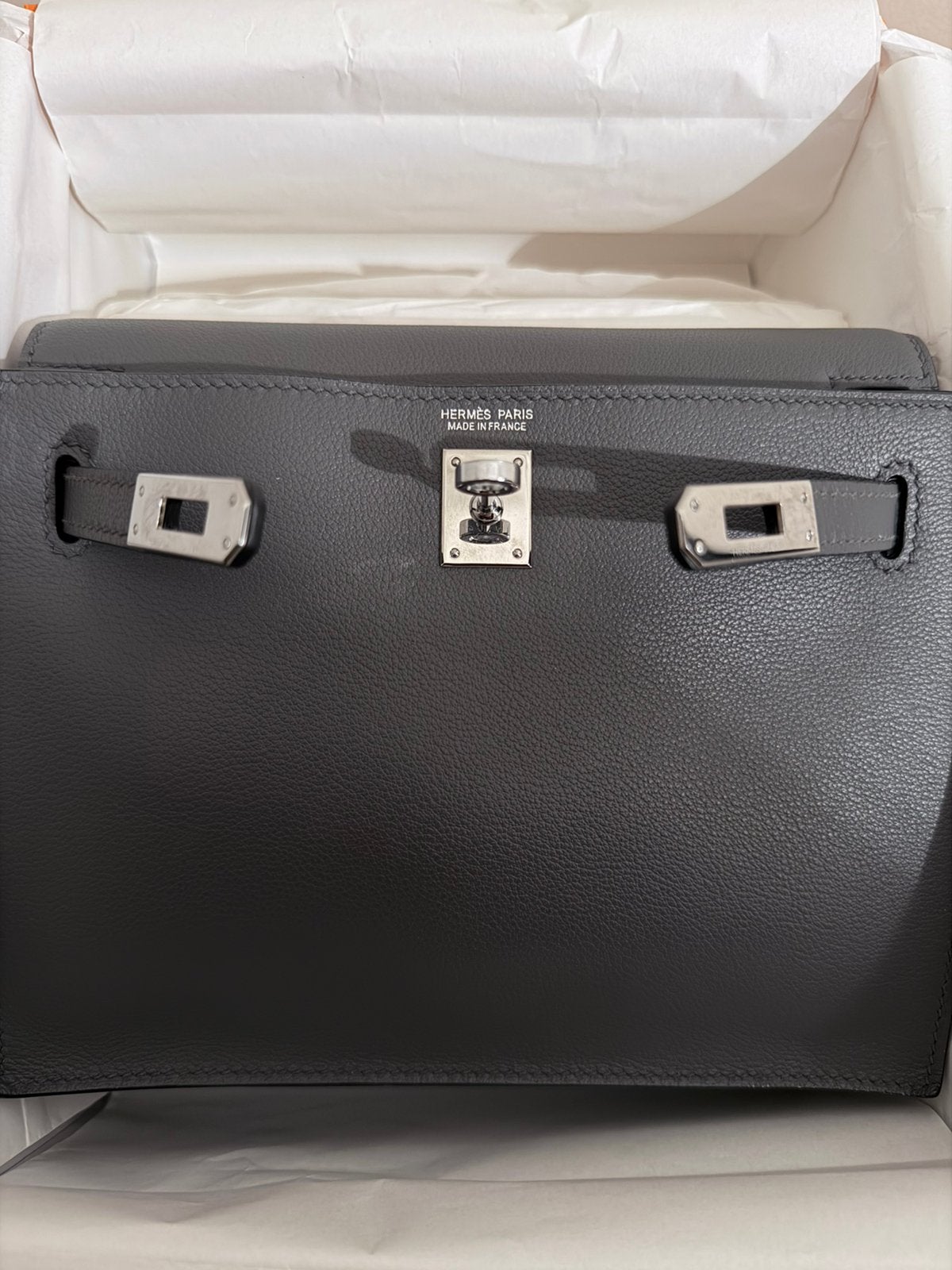 Sac à bandoulière, Envoi, Comme neuf