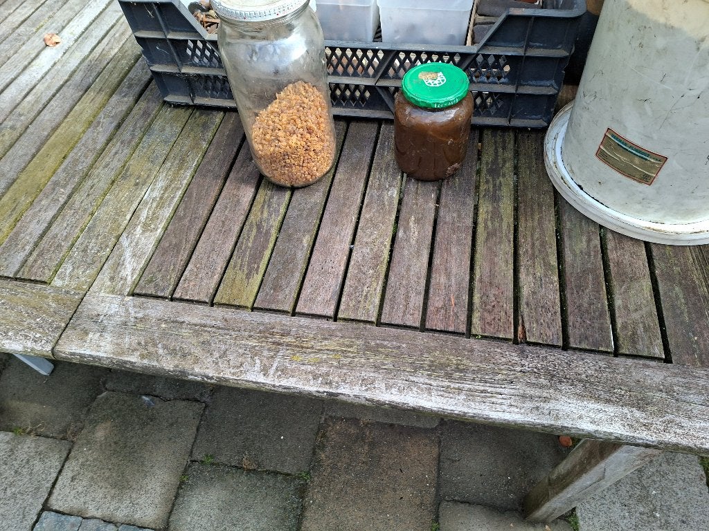 produits anciens pour restauration, Enlèvement