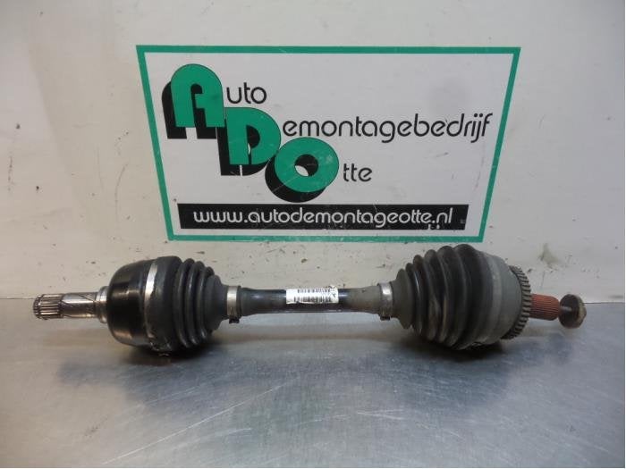 Arbre de transmission avant gauche d'un Volvo V70, -, 3 mois de garantie, -, -