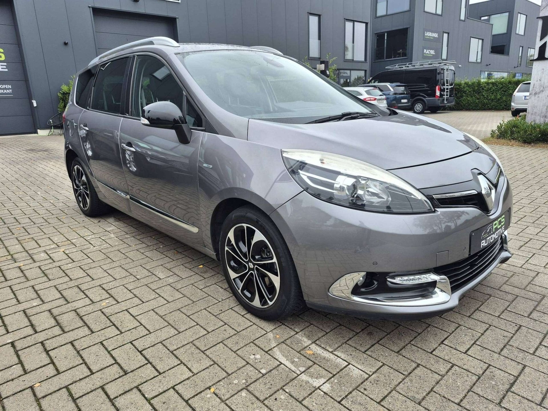 Renault Scenic 1.6 dCi Energy Bose Edition / 12 mnd Waarborg, Auto's, Gebruikt, 4 cilinders, 5 deurs, Scénic