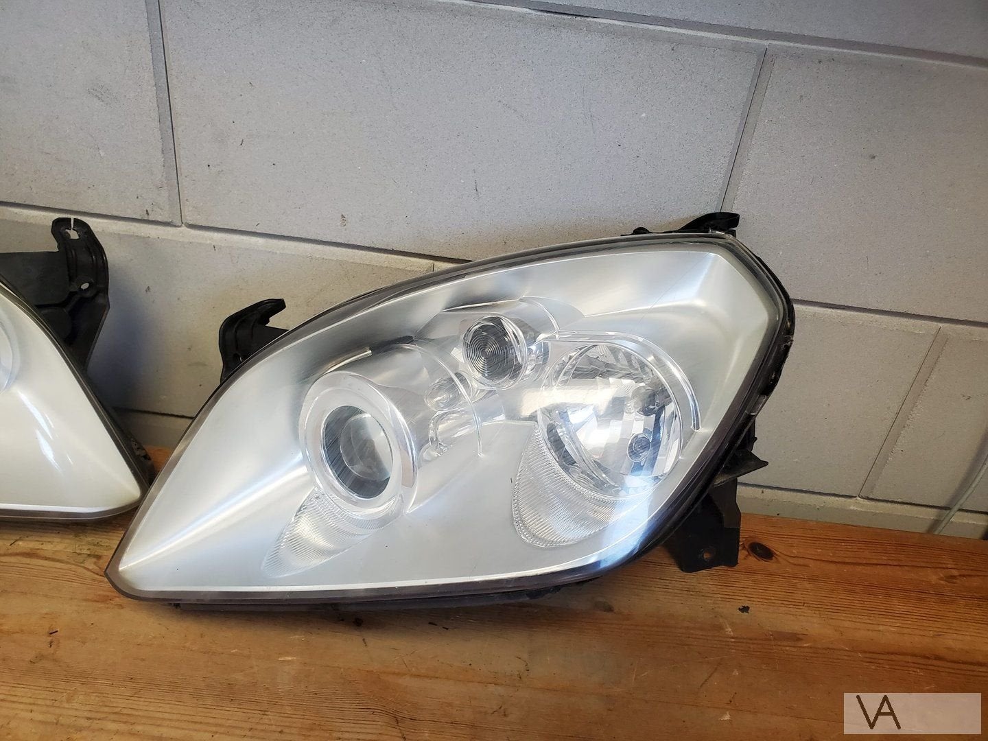 Opel Tigra B twintop koplamp links zilver €100 geen ribbels, Auto-onderdelen, Verlichting, Opel, Gebruikt, Ophalen of Verzenden