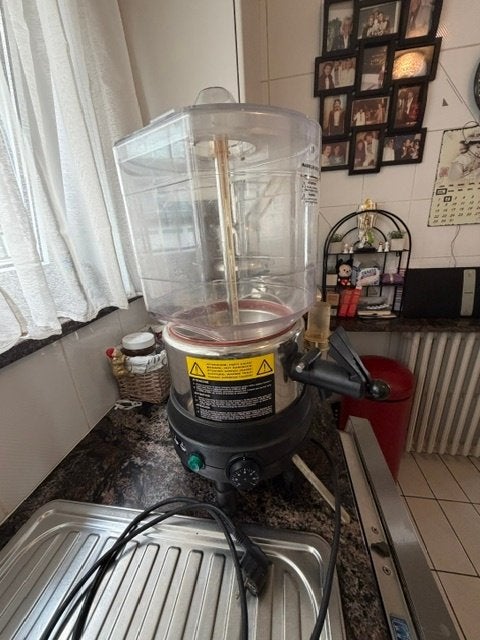 pro chocomelke dispenser machine, Ophalen of Verzenden, Zo goed als nieuw, Overige modellen