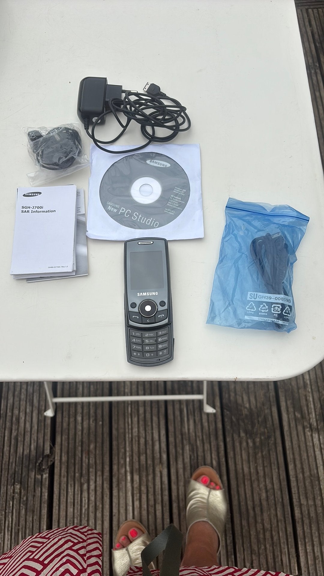 Téléphone portable Samsung jamais utilisé, Télécoms, Téléphonie mobile | Samsung, Enlèvement ou Envoi, Neuf, Noir, Autres modèles