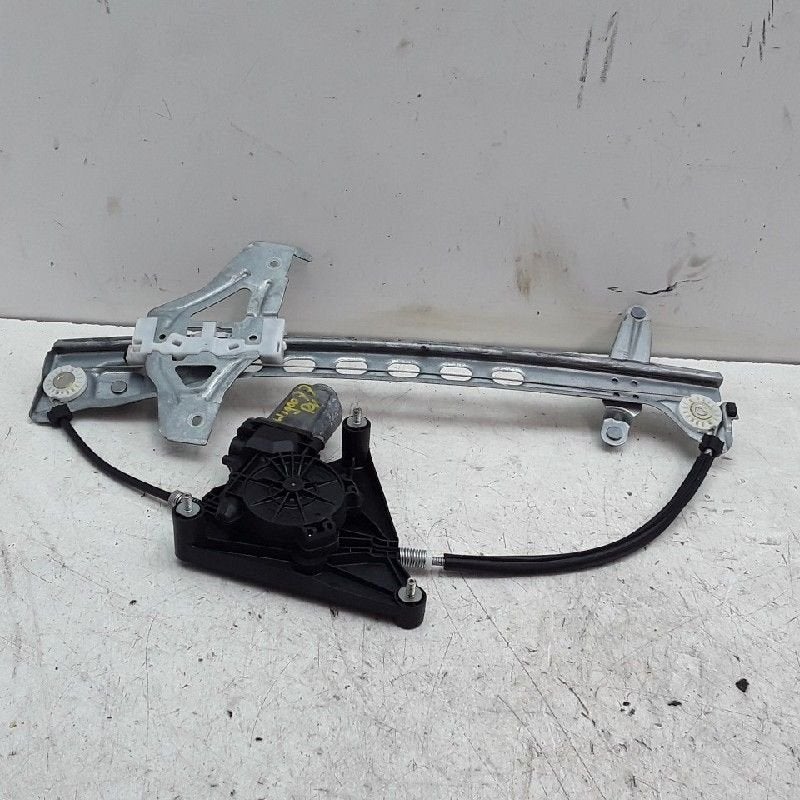VITRE MECANISME AVANT DROIT Toyota Aygo (B40), Utilisé, Toyota