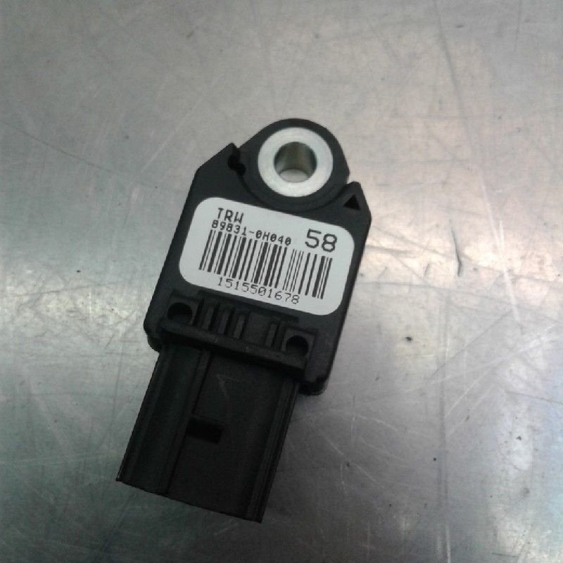 CAPTEUR AIRBAG Toyota Aygo (B40) (|898310H040|), Utilisé, Toyota