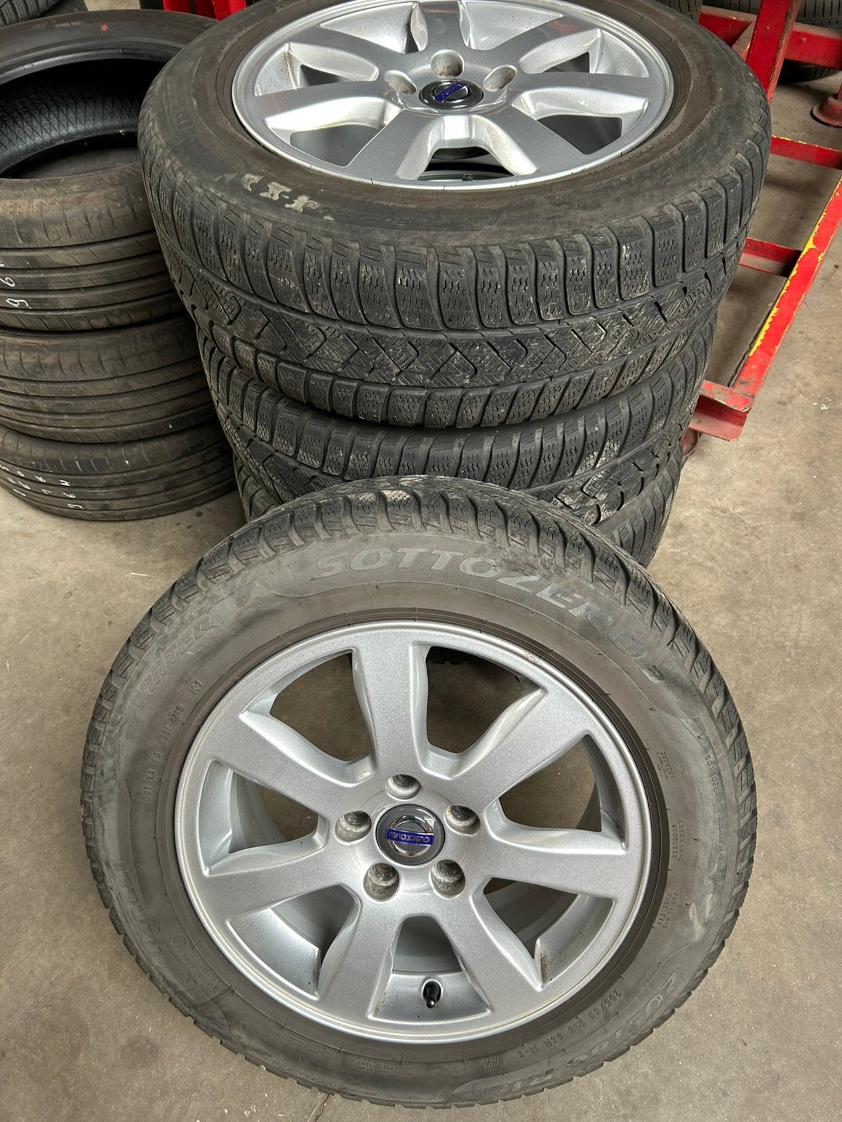 Volvo V40, V50, V60, S40 winterkit in 205/60/16 96H. 5/108, Ophalen, Gebruikt
