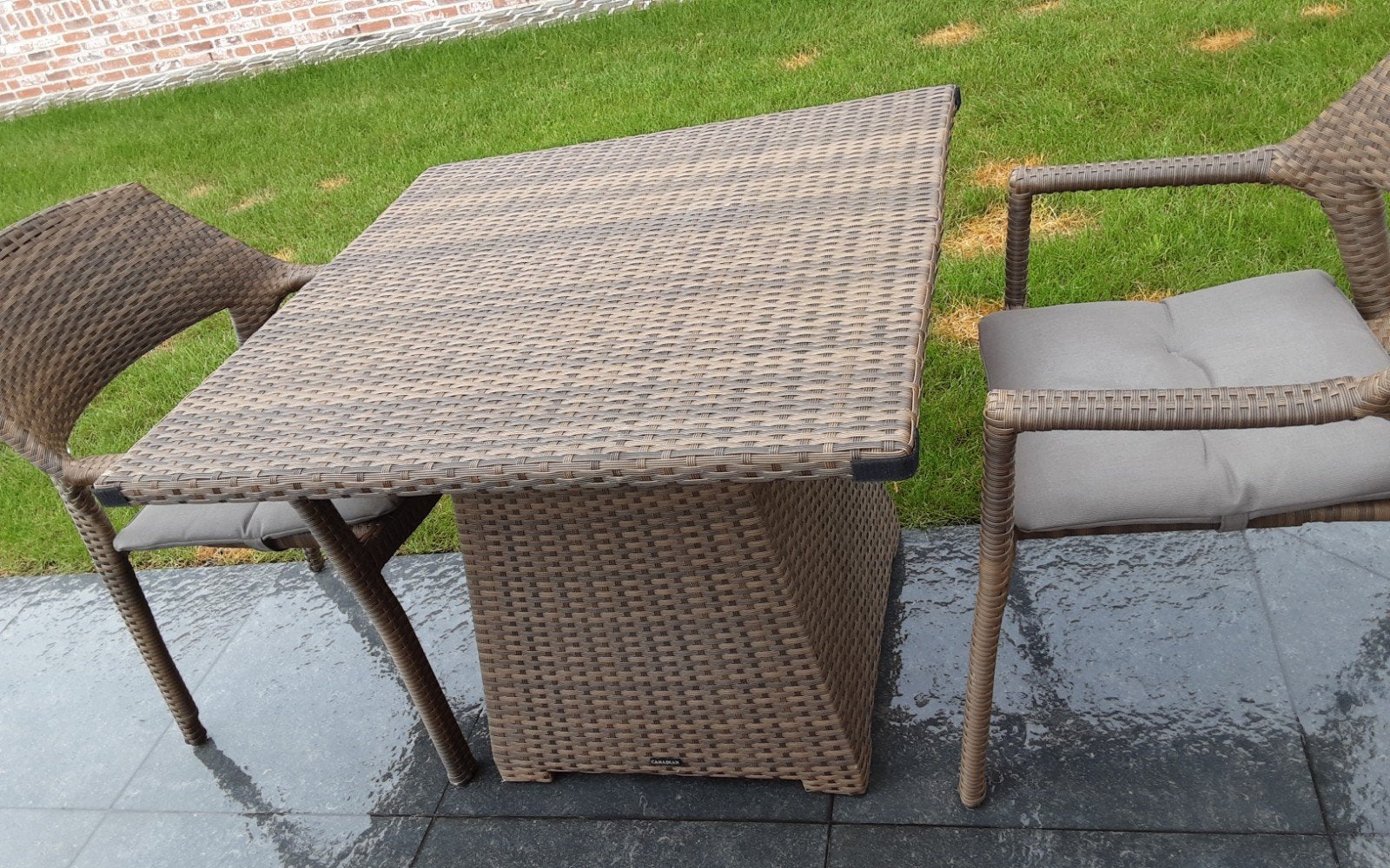 Table de jardin + 2 chaises, Jardin & Terrasse, Enlèvement
