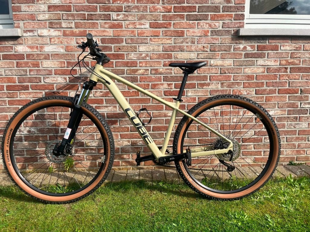 MTB CUBE AIM EX, Fietsen en Brommers, Minder dan 10 versnellingen, Vering, 49 tot 53 cm, Schijfrem