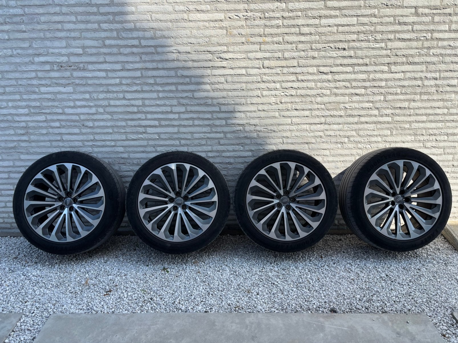 Originele Audi Etron velgen met band, Ophalen, 265 mm, Banden en Velgen, 21 inch