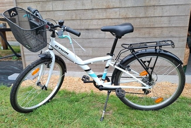 BTWIN meisjesfiets 20 inch Wit, Fietsen en Brommers, Fietsen | Meisjes, Versnellingen, Ophalen of Verzenden, Zo goed als nieuw