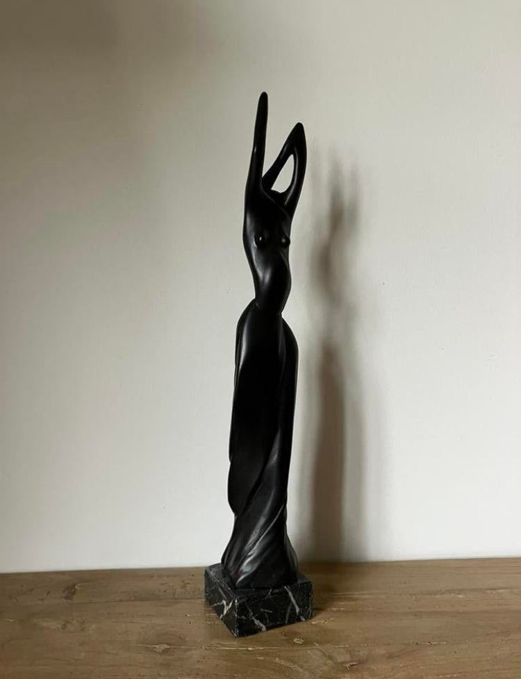 Ebbenhouten beeld vrouw 40 cm hoog., Antiek en Kunst, Ophalen, Beeld, Vrouw