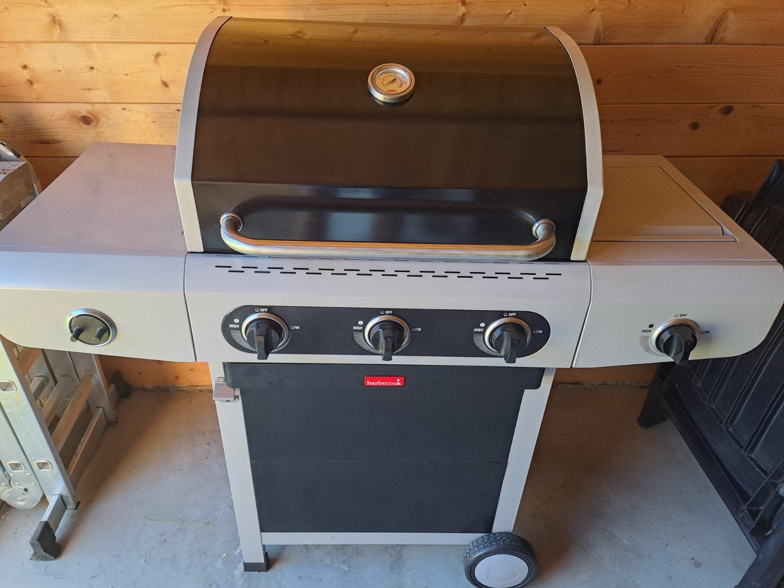 Grote gasbarbecue Barbecook met 3 branders + extra kookvlak, Ophalen