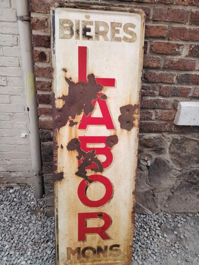 Ancienne plaque émaillée, Enlèvement