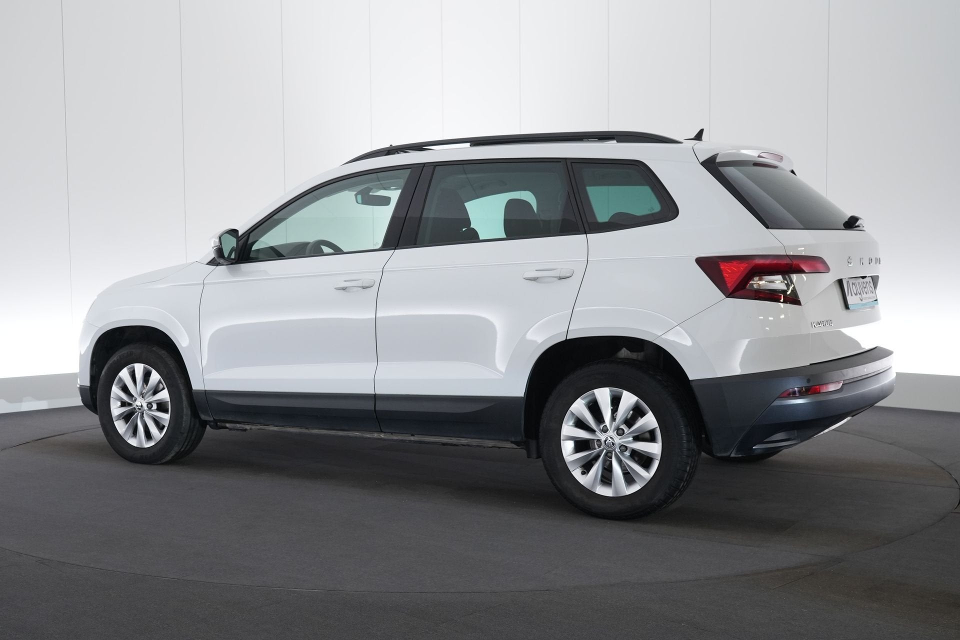 (2AAK063) Skoda Karoq, Autos, Achat, Euro 6, Entreprise, Bluetooth