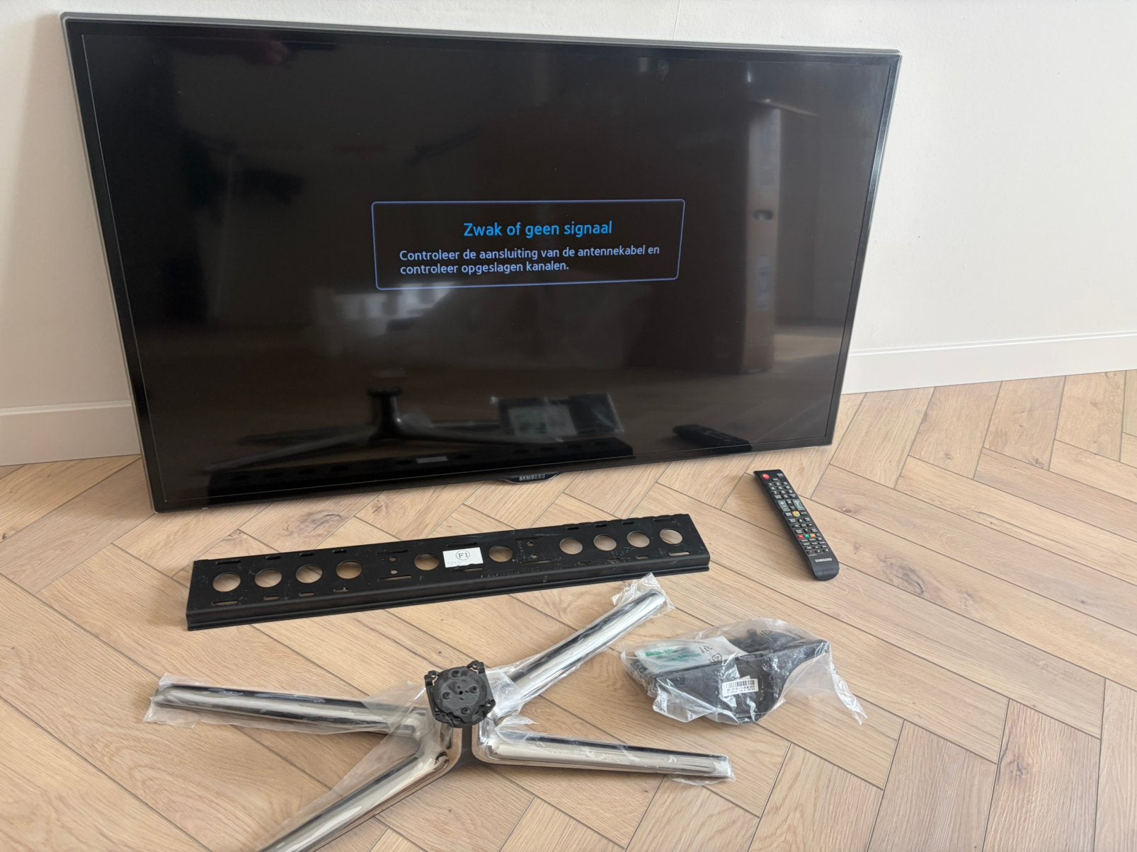 Te koop: 46 inch Samsung televisie incl toebehoren !!, Enlèvement, Comme neuf