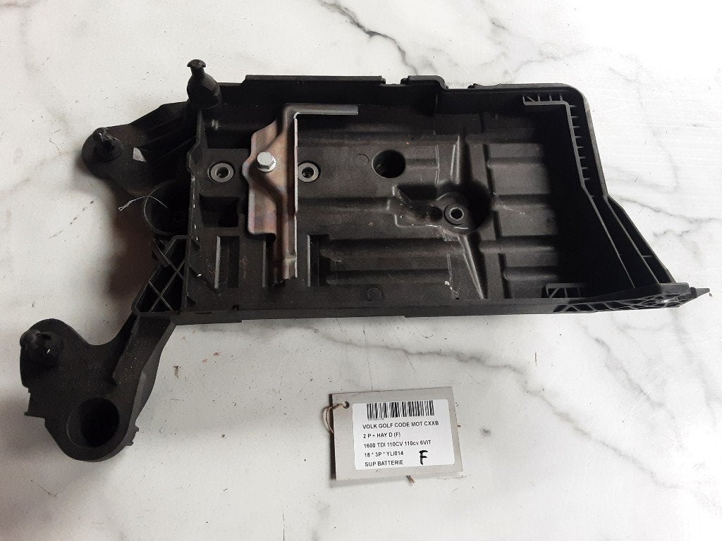SUPPORT DE BATTERIE Volkswagen Golf VII (AUA) (5Q0915321J), Volkswagen, Mevr. I. Hauben, Utilisé, Rue de l'Espoir 34 34
4030  GRIVEGNÉE, BE