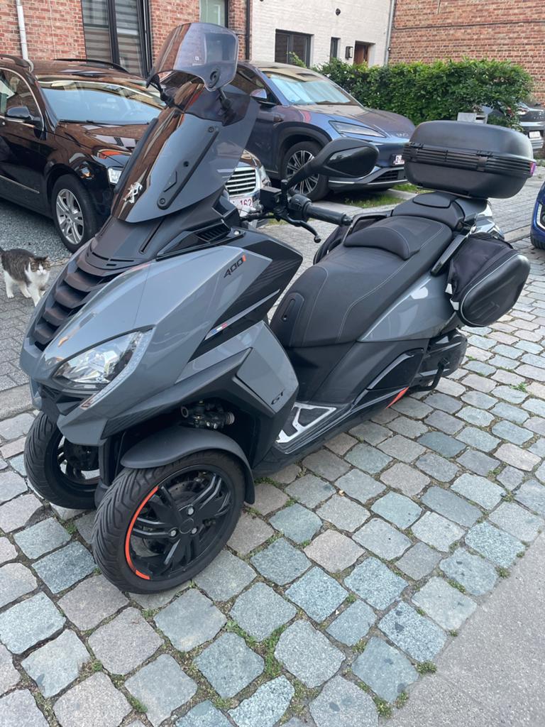 Peugeot Metropolis 400i 4900 km en parfait état, Scooter, Occasion, Particulier, 400 cm³