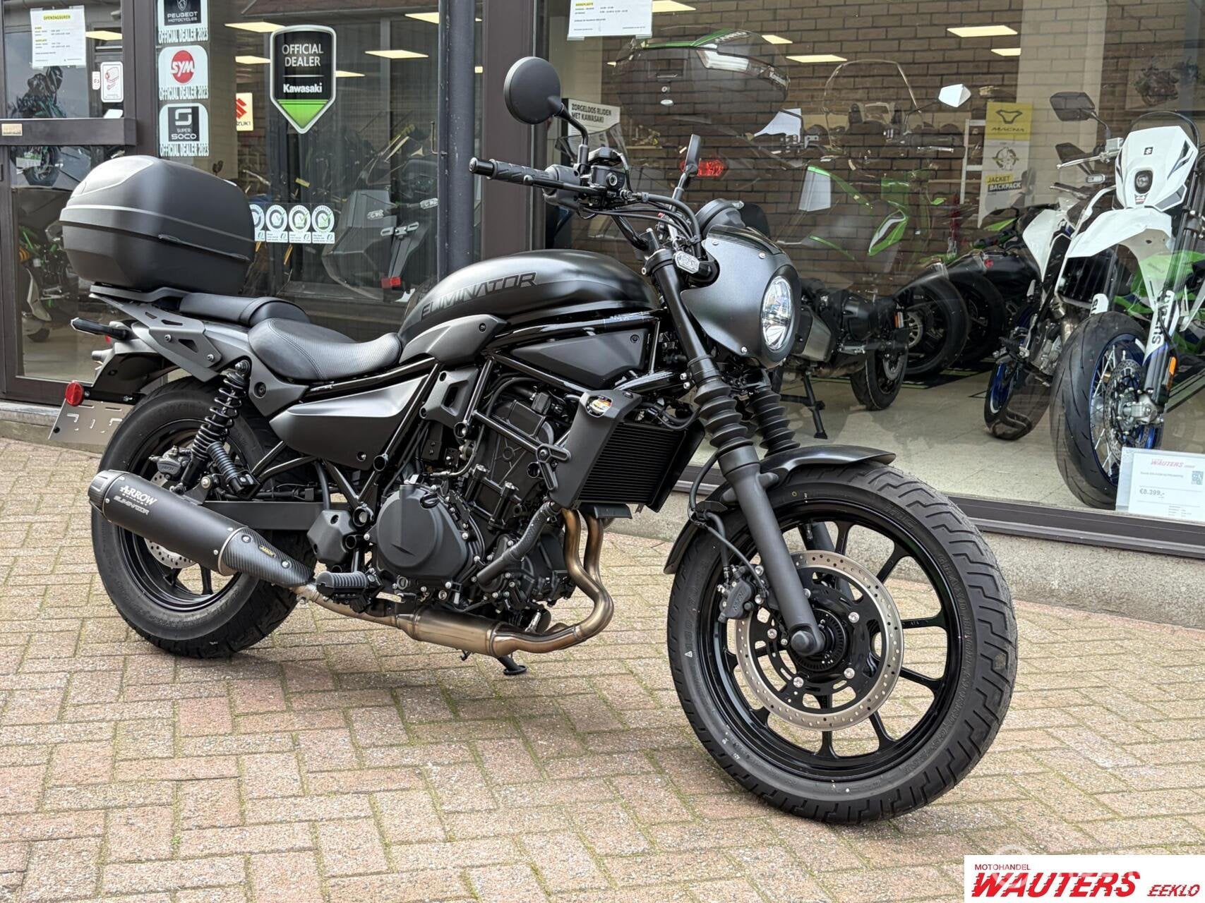 Kawasaki Eliminator 500 SE met Arrow uitlaat en topcase, Chopper, 451 cc, Handgeschakeld, Gebruikt