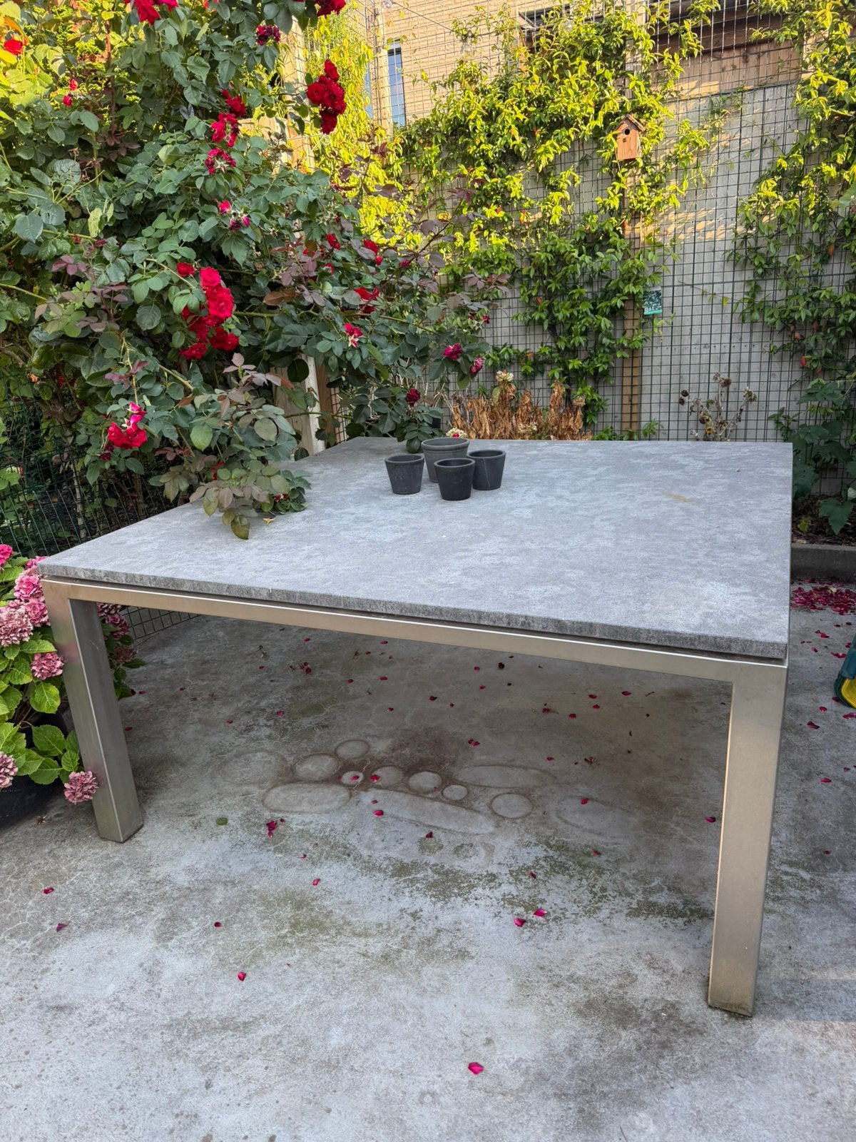 Tuintafel natuursteen, Ophalen, Gebruikt