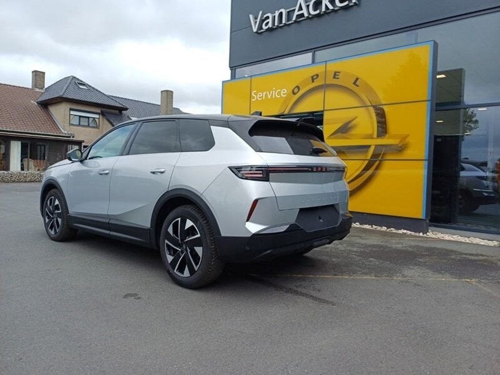 Opel Grandland 145pk MHEV, GS Line, Navigatie, Apple Carpla, Auto's, Zwart, 136 pk, USB, Bedrijf