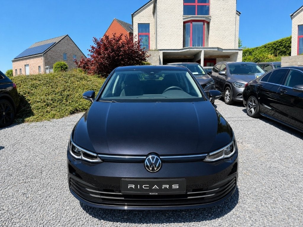 VW Golf 8 MHEV DSG  GPS Carplay Camera LEZ2035 GARANTIE 1J, Testrit aan huis, Stof, Lichtsensor, Zwart