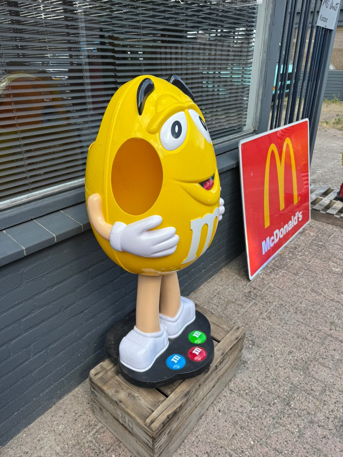 M&M Reclame beeld / dispencer USA, Ophalen, Gebruikt, Reclamebord