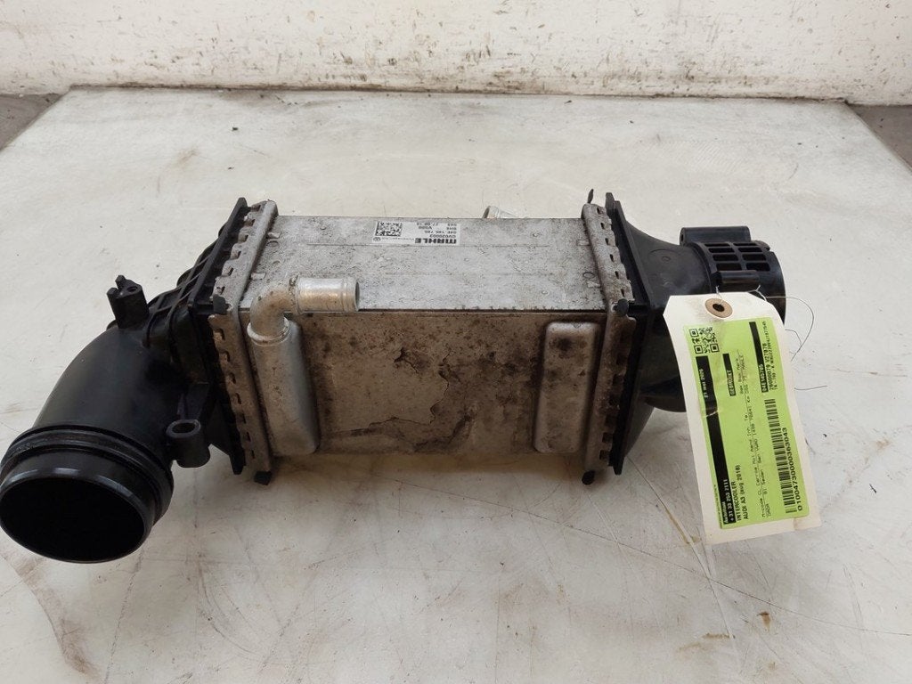 INTERCOOLER Audi A3 Limousine (8VS / 8VM) (|04E145785|), Auto-Union-Straße  1,
85057  Ingolstadt, DE, Info@audi.de, Audi, Utilisé