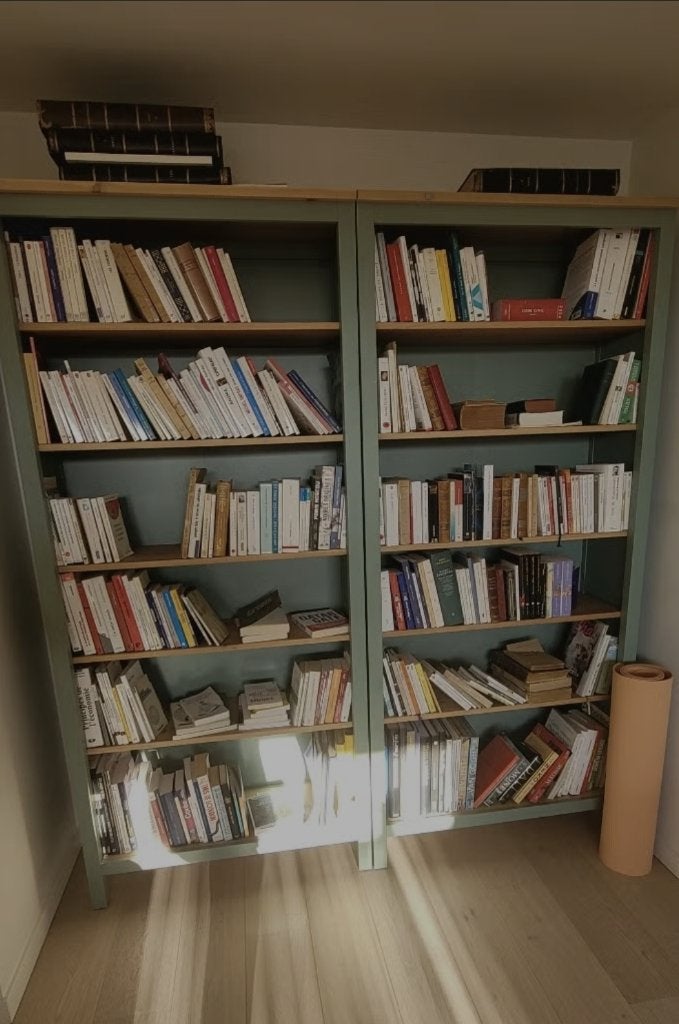 2 nieuwe IKEA Hemnes lichtgroene eikenhouten boekenkasten, Huis en Inrichting, Kasten | Boekenkasten, Ophalen, Eikenhout, Nieuw