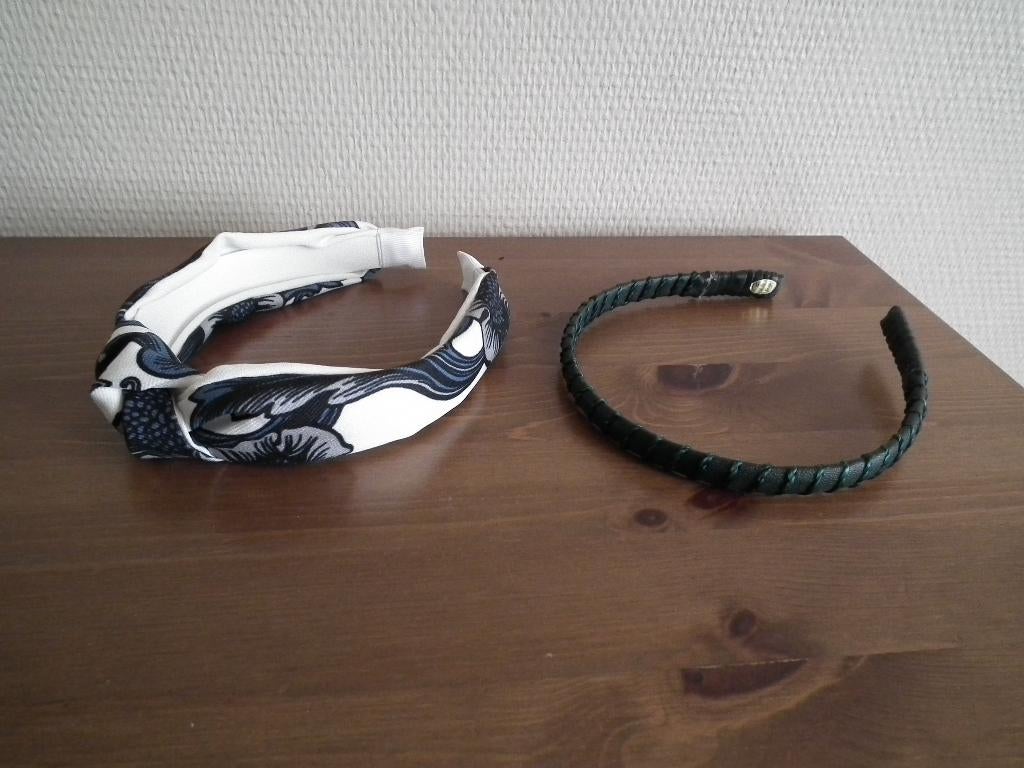 2 haarbanden, Verzenden, Zo goed als nieuw, Overige typen