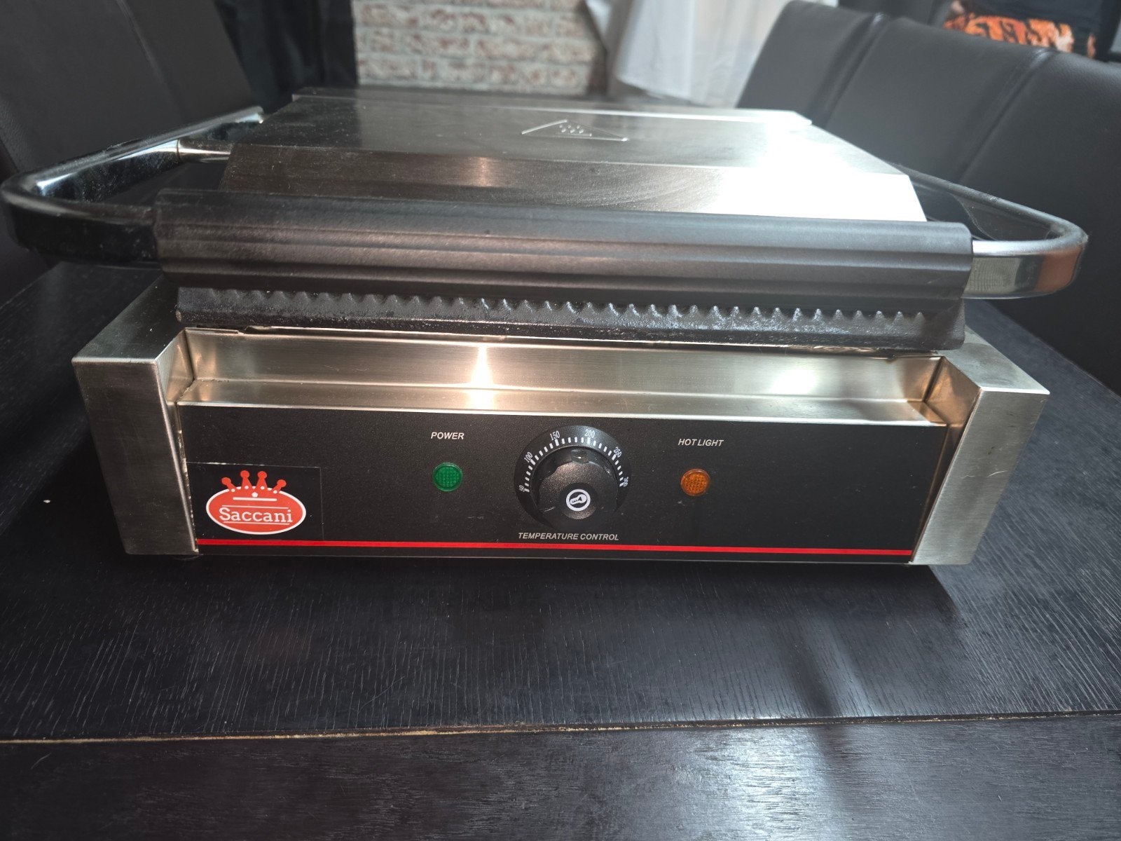 Deux machine professionnelle a panini  a 400 euros par pièce, Enlèvement ou Envoi