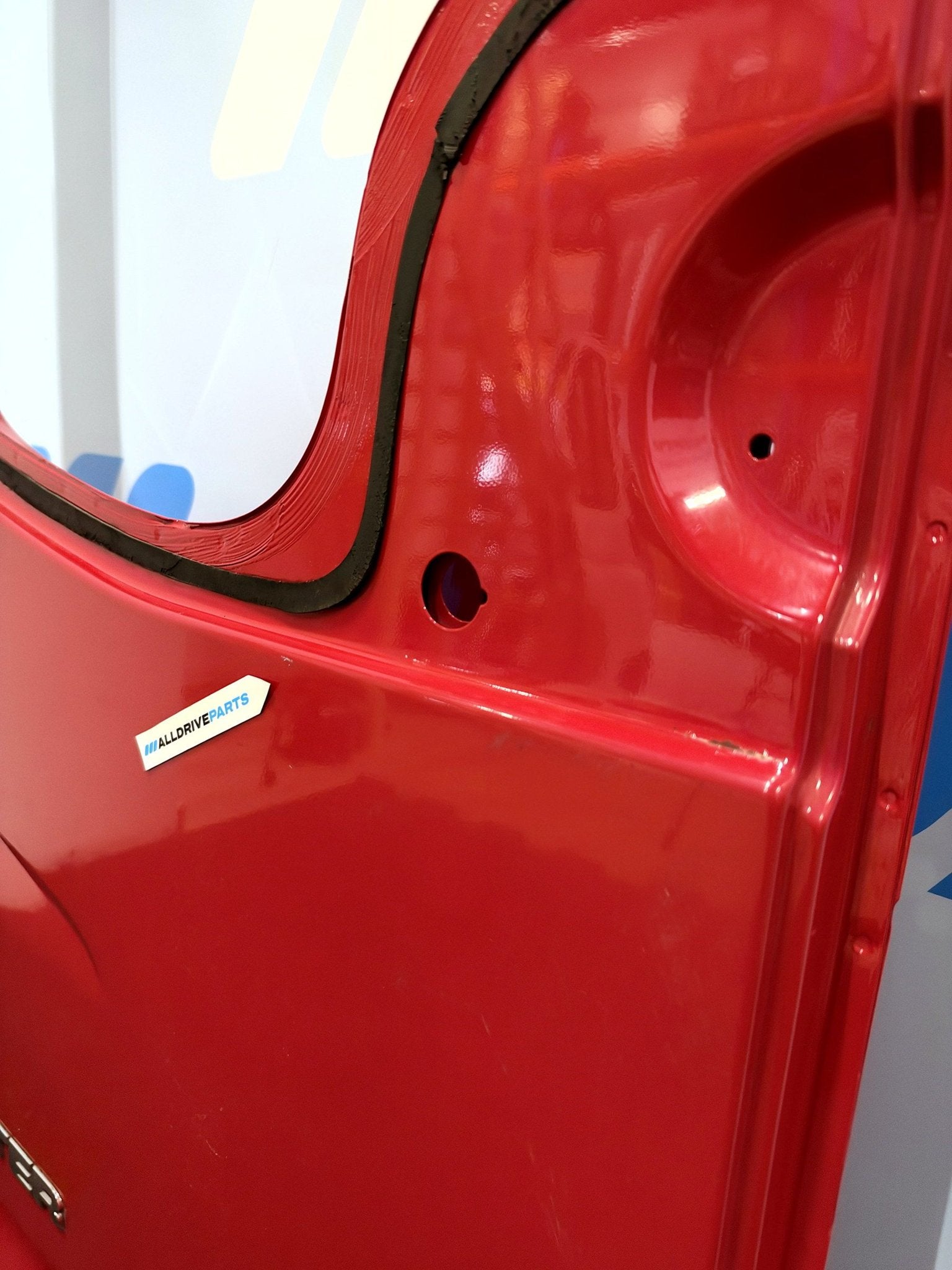 Volkswagen Crafter porte arrière gauche H2 rouge 2006-2015, Arrière, -, Haillon arrière, Utilisé
