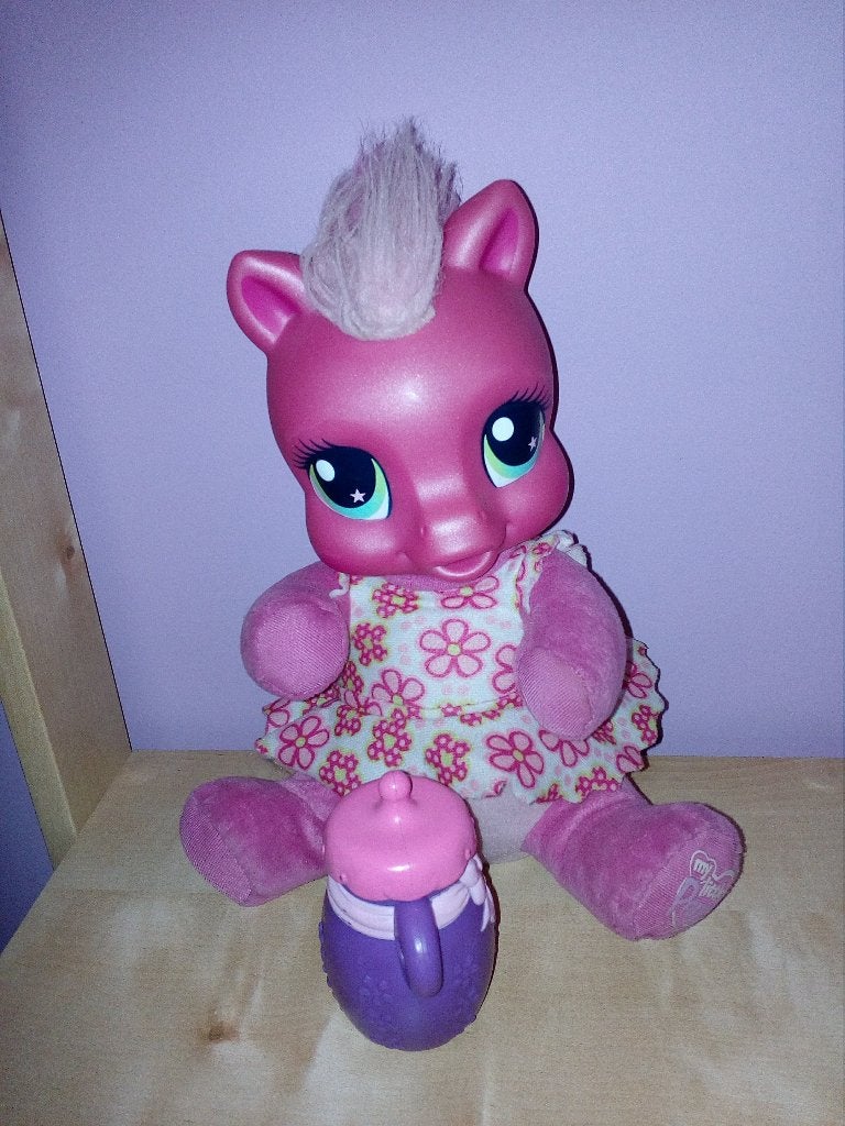 Peluche « Mon petit poney » (Hasbro -23cm), Kinderen en Baby's, Speelgoed | Knuffels en Pluche, Ophalen, Gebruikt, Paard