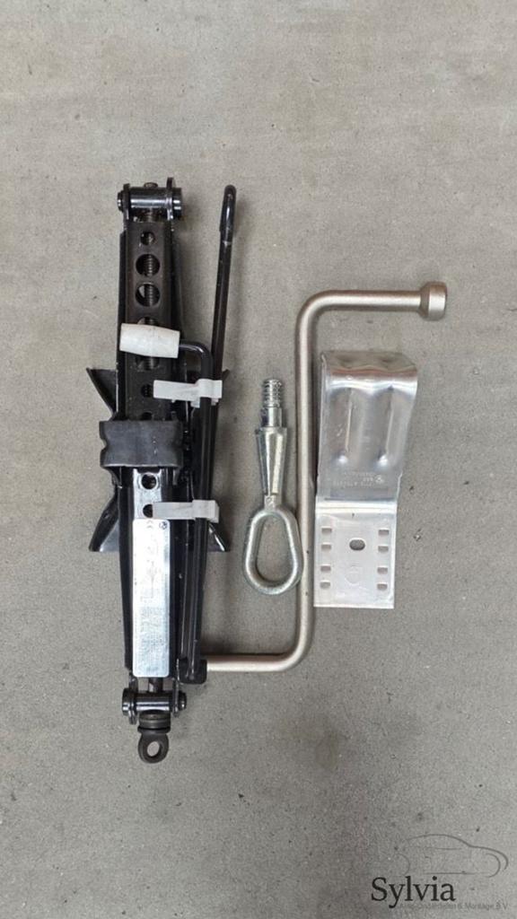 Originele Krik Crick Gereedschap Set BMW X3 serie E83 + LCI, Autos : Divers, Outils de voiture, -, Utilisé, -, -