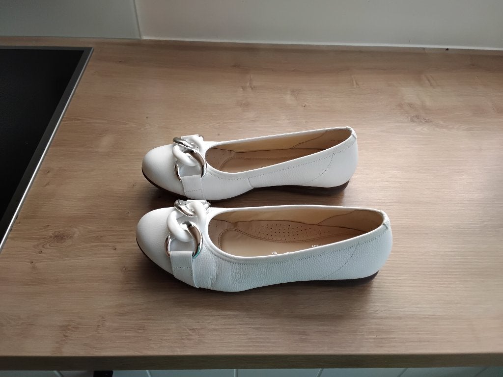 Witte ballerina maat 40 Gabor, Vêtements | Femmes, Chaussures, Gabor, Comme neuf, Enlèvement, Blanc