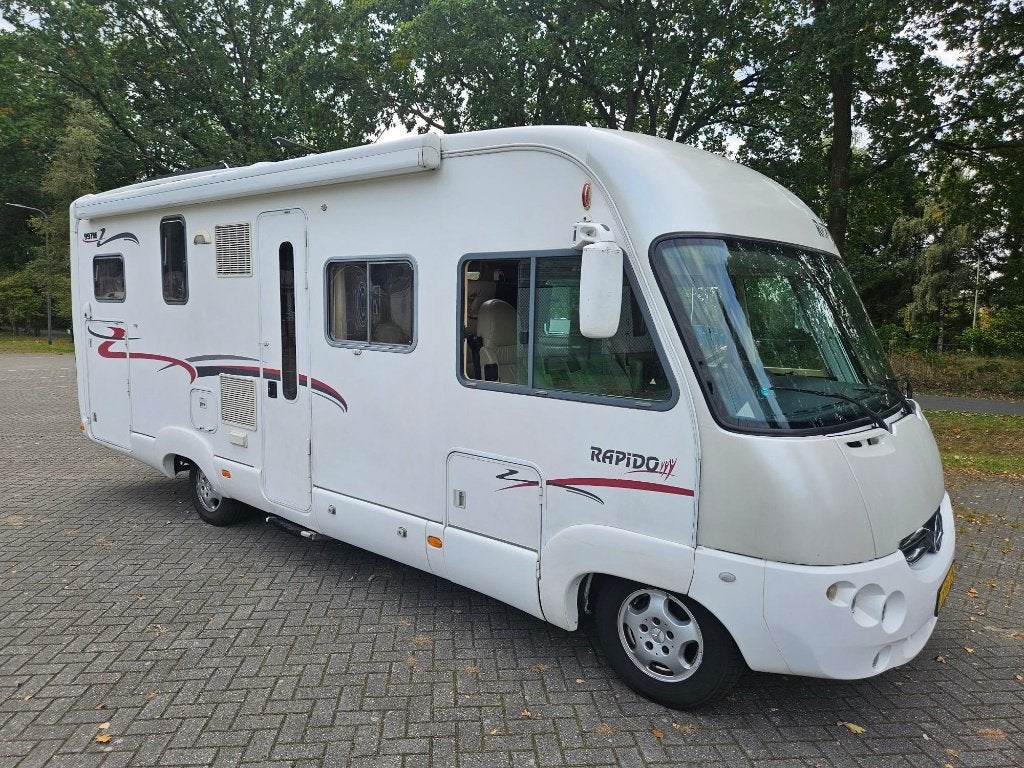 Prachtige rapido 997 Mercedes automaat alle opties 2x airco., Ringverwarming, Luifel, Mercedes, 7 tot 8 meter